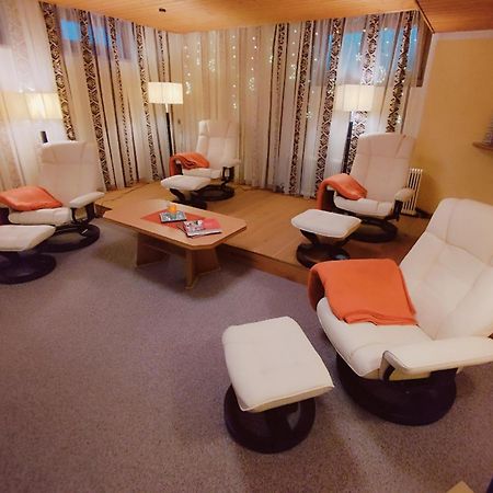 Zeitlos Apartments แกร์ลอส ภายนอก รูปภาพ